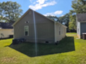 207 Guerrant St in Greensboro, NC - Building Photo - Building Photo
