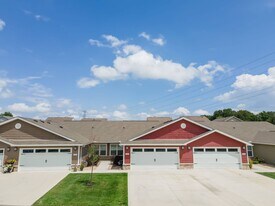 Redwood Obetz in Groveport, OH - Building Photo