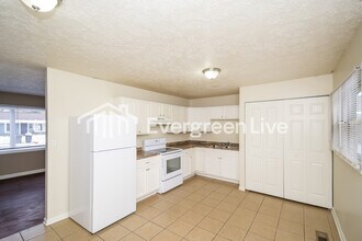 8724 Montery Rd in Indianapolis, IN - Building Photo - Building Photo