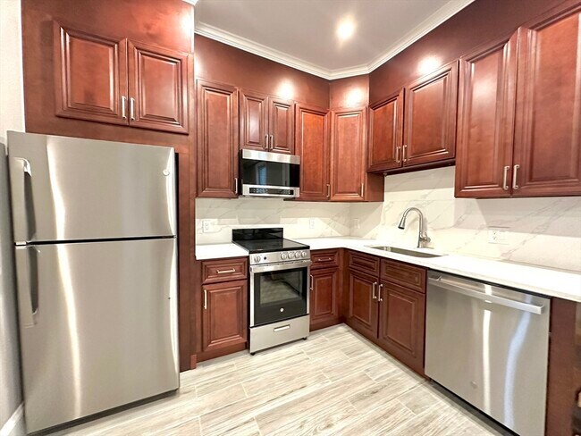 1152 Cambridge St in Cambridge, MA - Building Photo - Building Photo