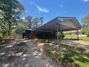 4077 Teakwood Dr in Chattanooga, TN - Foto de edificio - Building Photo