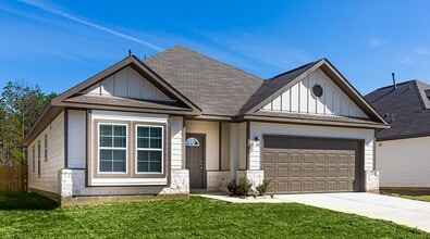 2312 Cedar Pl Dr in Conroe, TX - Building Photo - Building Photo