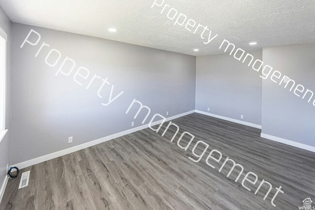 202 W 2050 N in Sunset, UT - Building Photo - Building Photo