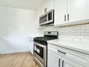 340 W 87th St in Los Angeles, CA - Building Photo - Building Photo