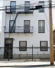 775 E 225th St in Bronx, NY - Building Photo - Building Photo