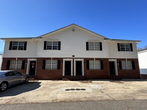 735 Brown Ave NW in Cleveland, TN - Building Photo - Building Photo