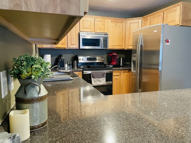 1195 Privet Dr in Cottonwood Heights, UT - Building Photo - Building Photo