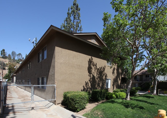 Sundance Apartments in Lakeside, CA - Building Photo - Building Photo