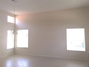 4304 Diamond Row in Weston, FL - Building Photo - Building Photo