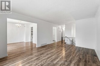 21 Jeanette Dr in St Catharines, ON - Building Photo - Building Photo