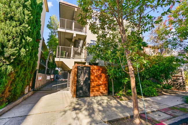 2025 Francisco St. in Berkeley, CA - Building Photo - Building Photo