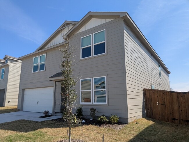 property at 868 Eagles Nest Dr