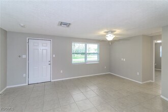 4215 Tarpon Rd in Venice, FL - Building Photo - Building Photo