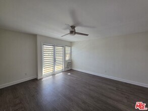 2638 S Barrington Ave in Los Angeles, CA - Building Photo - Building Photo