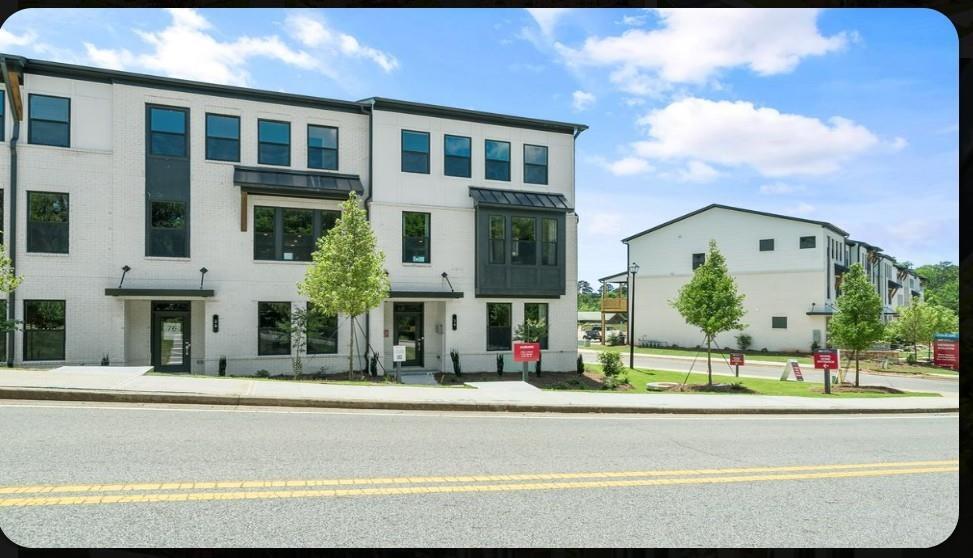 36 Peeples Dr in Lawrenceville, GA - Building Photo