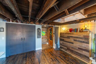 104 W Main St in Northville, MI - Building Photo - Building Photo