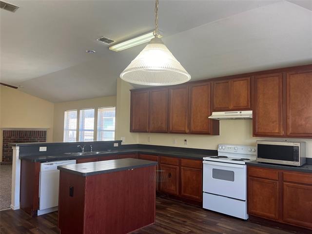 1120 Mount Olive Ln in Forney, TX - Building Photo - Building Photo