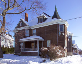 367 Winter St in Fall River, MA - Building Photo - Building Photo