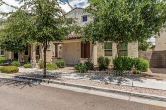 247 N 69th Pl in Mesa, AZ - Building Photo - Building Photo