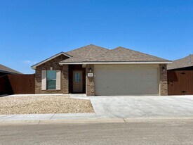 7510 102nd St in Lubbock, TX - Building Photo