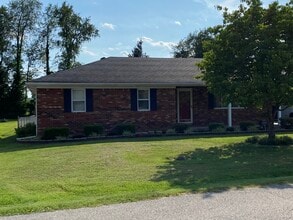 320 Port William Ln in Carrollton, KY - Building Photo - Building Photo