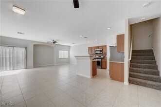 4855 Double Down Dr in Las Vegas, NV - Building Photo - Building Photo
