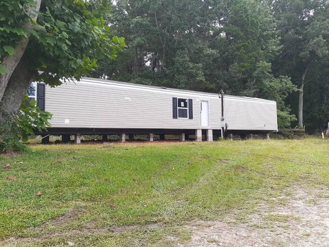 143 Yarbro Rd in Kings Mountain, NC - Building Photo - Building Photo