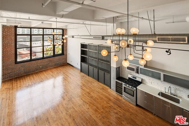 property at 1850 Industrial St