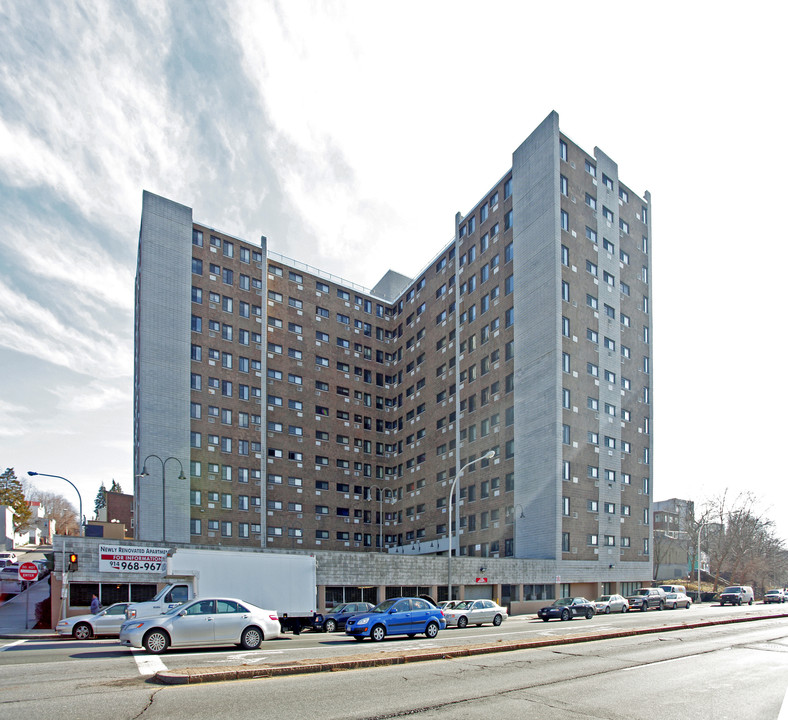 Jackson Terrace Apartments in Yonkers, NY - Building Photo