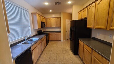 3653 E Sparrow Pl in Chandler, AZ - Building Photo - Building Photo