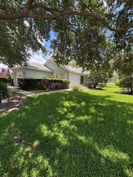 3004 Andover Ct, Unit A103 in Mount Dora, FL - Building Photo
