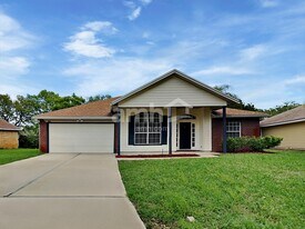 12407 Hatton Chase Ln E in Jacksonville, FL - Building Photo