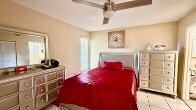 1318 Summit Run Cir in West Palm Beach, FL - Building Photo - Building Photo