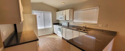 6401 S 22nd Ave in Phoenix, AZ - Building Photo - Building Photo
