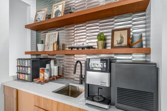 Shorehaus Lofts in Cleveland, OH - Building Photo - Interior Photo