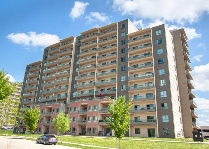 Blythwood Place II in London, ON - Building Photo