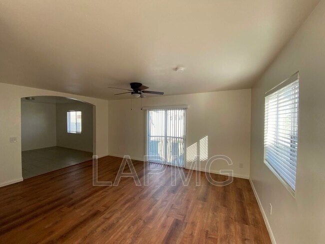 property at 762 W 21st St