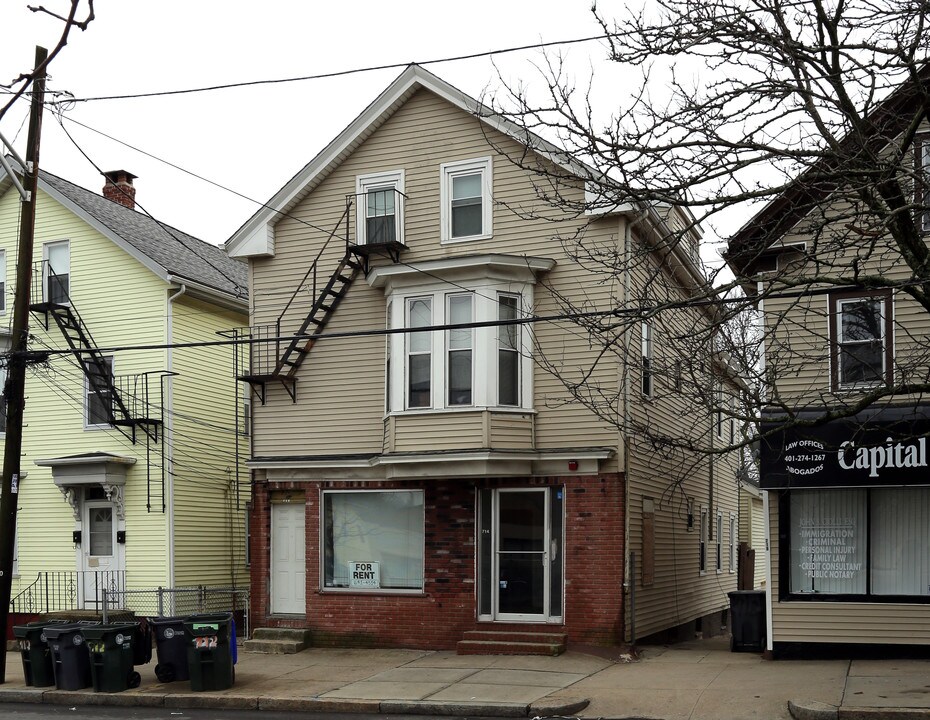 714 Atwells Ave in Providence, RI - Building Photo