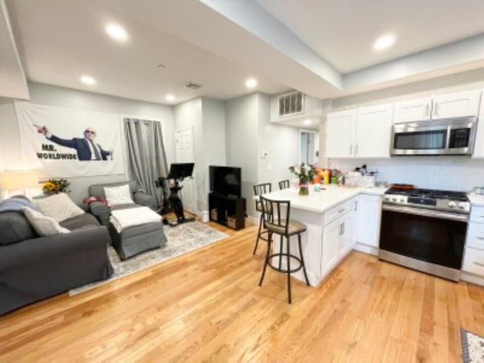 19 Washburn St, Unit 3 in Boston, MA - Building Photo