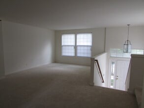 493 Conservatory Ln in Aurora, IL - Building Photo - Building Photo