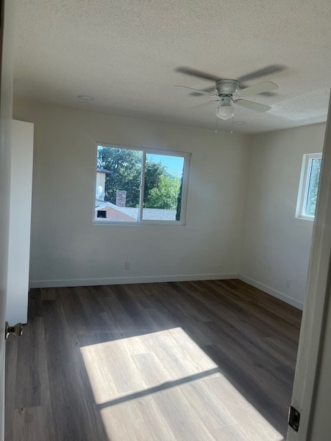 10420 Commerce Ave, Unit 1 in Tujunga, CA - Foto de edificio - Building Photo