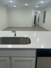 1414 Caceres Spur, Unit 3 in San Antonio, TX - Foto de edificio - Building Photo