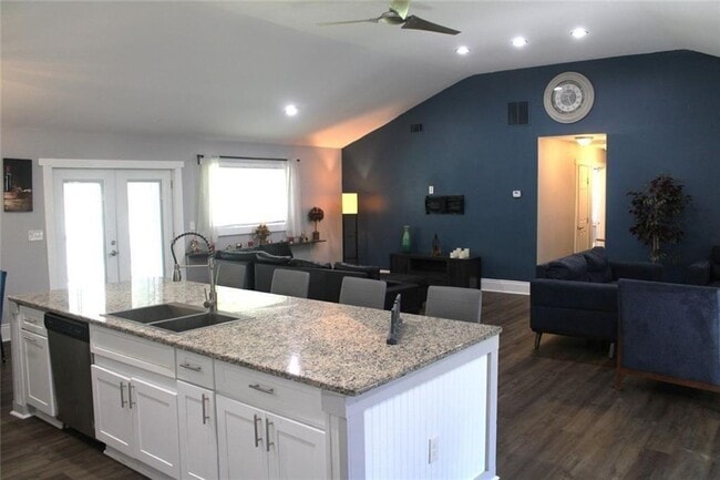 4495 Kent Rd in Atlanta, GA - Building Photo - Building Photo