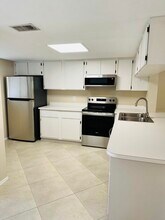 1708 Palm Beach Trace Dr in Royal Palm Beach, FL - Building Photo - Building Photo