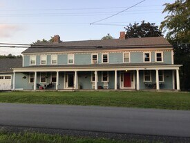 552 Mammoth Rd, Unit APT 2 in Londonderry, NH - Building Photo