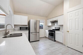 14039 Maximos Dr in Houston, TX - Building Photo - Building Photo