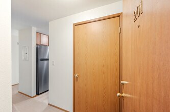 The Magnolia in Seattle, WA - Building Photo - Building Photo