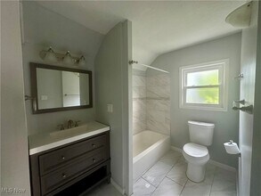 1291 Idlewood Ave in Lakewood, OH - Building Photo - Building Photo