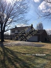 4834 N Sherman St Ext in Mount Wolf, PA - Building Photo - Building Photo
