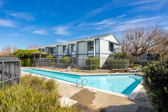 1925 46th Ave, Unit 121 in Capitola, CA - Building Photo - Building Photo